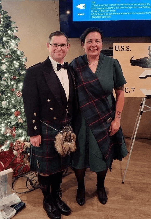 69e917378d219_AstonerProfile